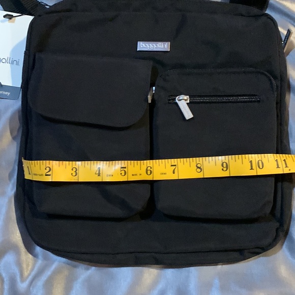 Baggallini crossbody bag - Picture 5 of 7